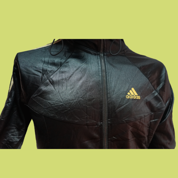 Casaco Adidas - Com Capuz - Preto riscas douradas - Image 2