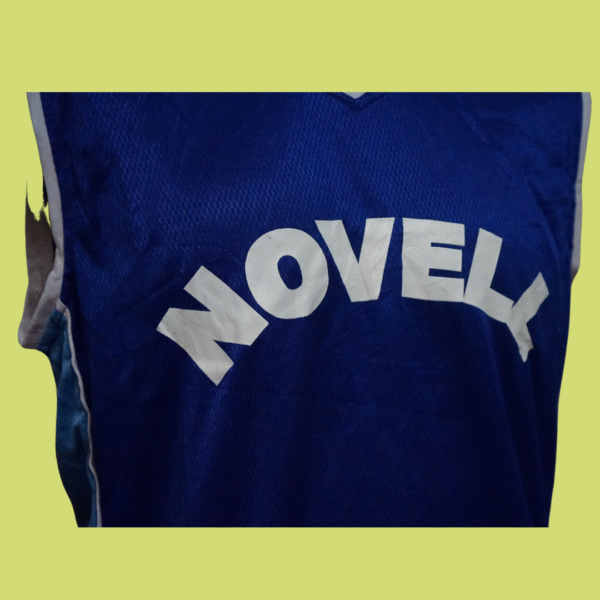 Camisola Desportiva Azul "NOVELL" – TRINIDAD 02 - Image 4