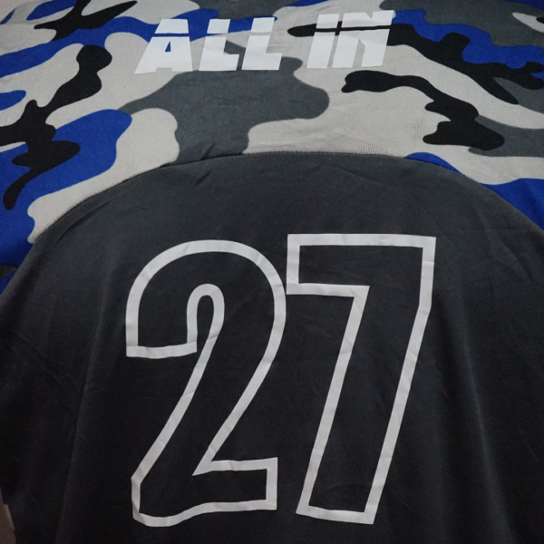 Camisola Desportiva "Green Valley Knights" #27 - Estilo Camuflado - Image 3